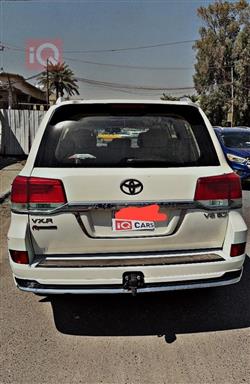 تويوتا لاندكروزر